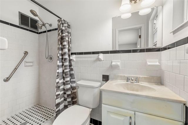 3622 E LAMBRIGHT STREET, Tampa, FL 33610
