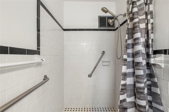 3622 E LAMBRIGHT STREET, Tampa, FL 33610