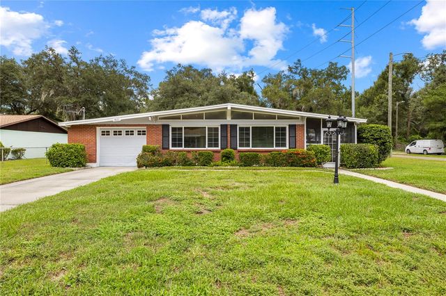 3622 E LAMBRIGHT STREET, Tampa, FL 33610