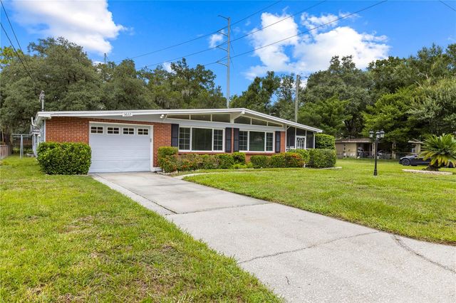 3622 E LAMBRIGHT STREET, Tampa, FL 33610
