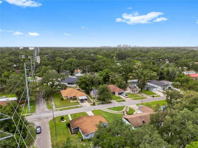 3622 E LAMBRIGHT STREET, Tampa, FL 33610