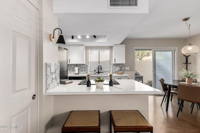 7640 N DREAMY DRAW Drive 3, Phoenix, AZ 85020