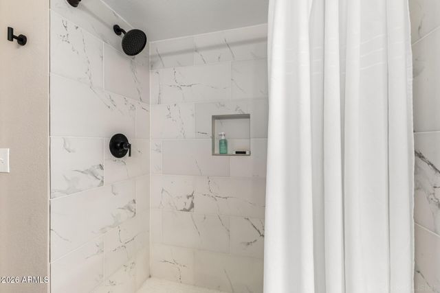 7640 N DREAMY DRAW Drive 3, Phoenix, AZ 85020