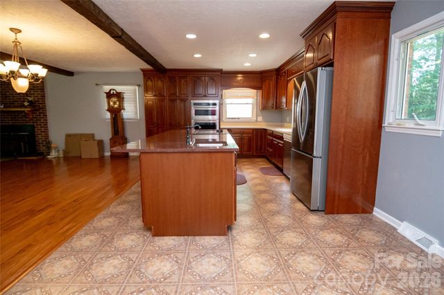 1542 Hwy 226 Highway, Casar, NC 28020
