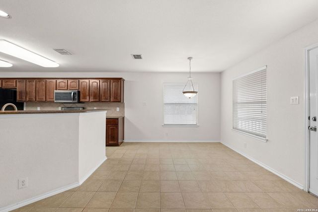 9727 Krier Ct, Converse, TX 78109