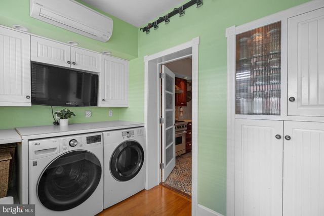 2410 S CAMAC ST, Philadelphia, PA 19148