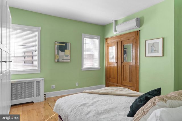 2410 S CAMAC ST, Philadelphia, PA 19148