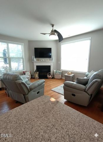 7816 Honeysuckle Bend Drive 724, Raleigh, NC 27616