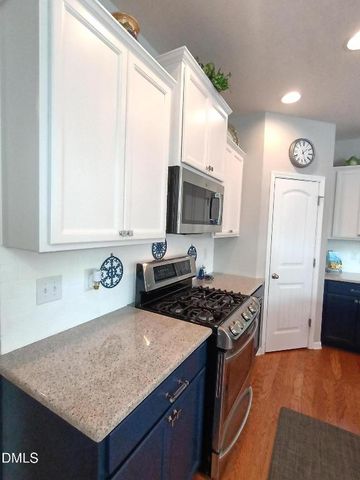 7816 Honeysuckle Bend Drive 724, Raleigh, NC 27616