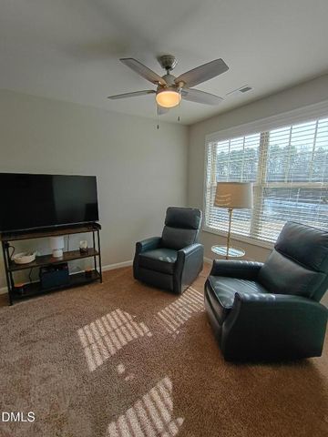 7816 Honeysuckle Bend Drive 724, Raleigh, NC 27616