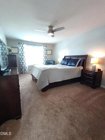 7816 Honeysuckle Bend Drive 724, Raleigh, NC 27616