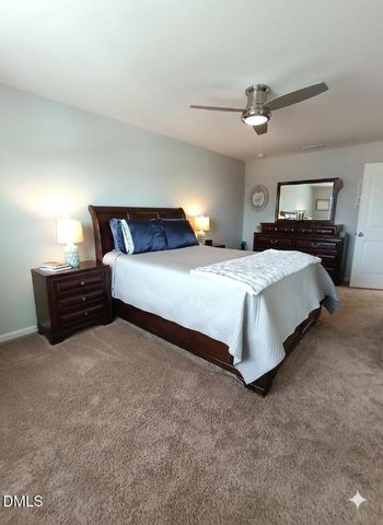 7816 Honeysuckle Bend Drive 724, Raleigh, NC 27616