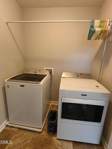 7816 Honeysuckle Bend Drive 724, Raleigh, NC 27616