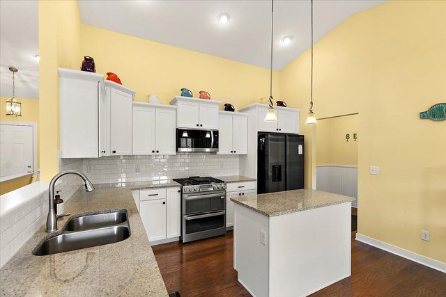 361 Scouts Hill, Holland, MI 49424