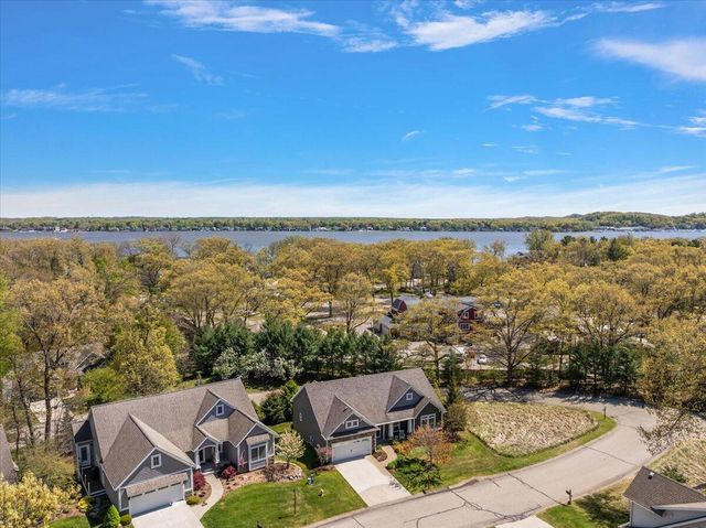 361 Scouts Hill, Holland, MI 49424