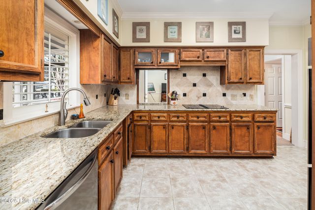 912 Bremerton Drive, Greenville, NC 27858