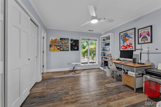 109 N Ballas Road B, Kirkwood, MO 63122