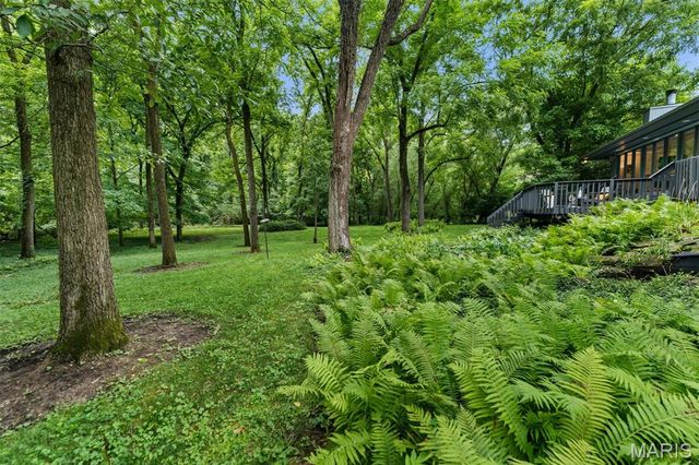 109 N Ballas Road B, Kirkwood, MO 63122