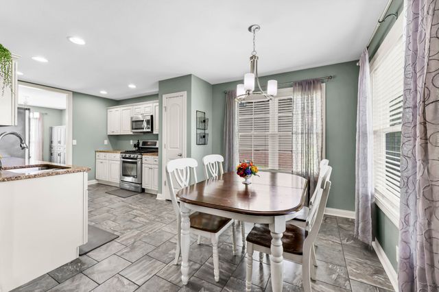 1037 Quiver Ln, Clarksville, TN 37043