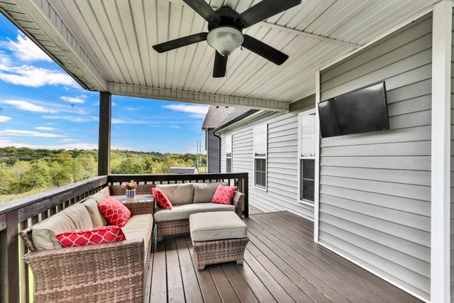 1037 Quiver Ln, Clarksville, TN 37043