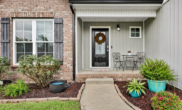 1037 Quiver Ln, Clarksville, TN 37043