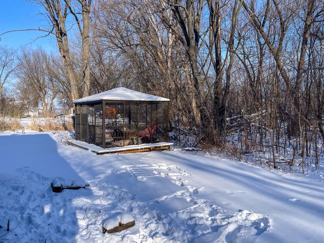 347 Route 9B, Champlain, NY 12919