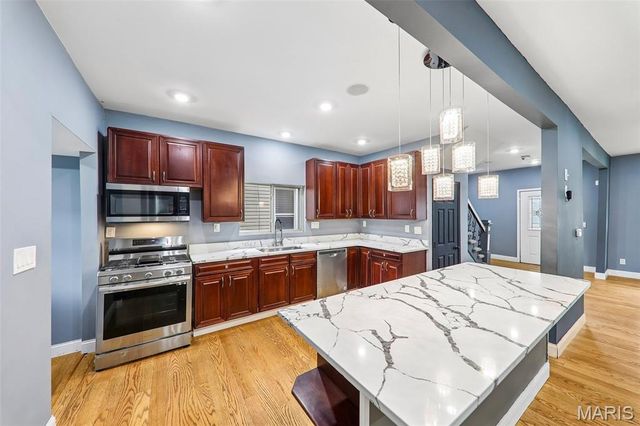 2128 Cleveland Boulevard, Granite City, IL 62040