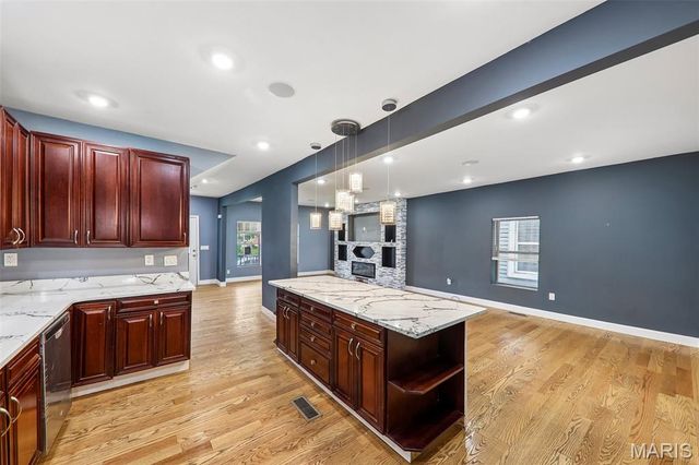 2128 Cleveland Boulevard, Granite City, IL 62040