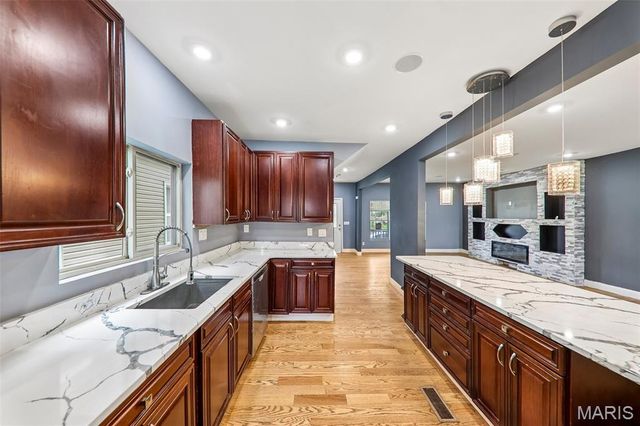 2128 Cleveland Boulevard, Granite City, IL 62040