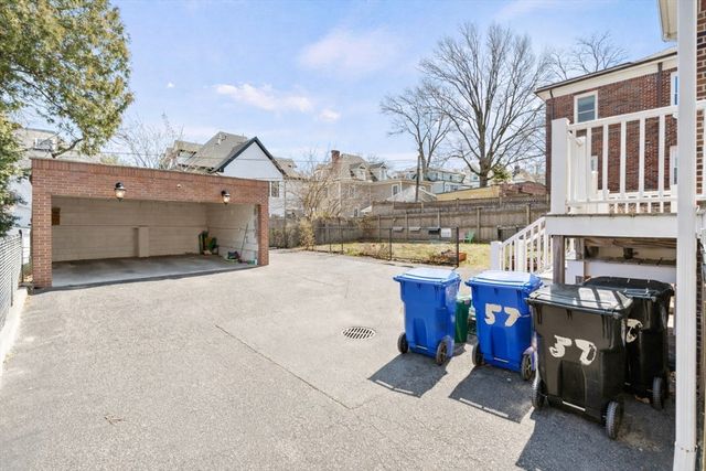 57 Lawton 2, Brookline, MA 02446