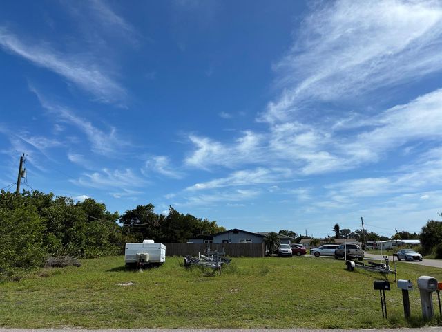 153 Sherman Avenue NE, Port Charlotte, FL 33952