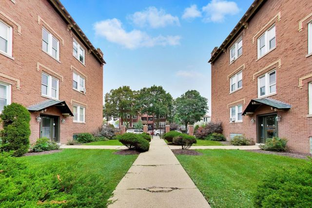 4822 W Hutchinson Street 9B, Chicago, IL 60641