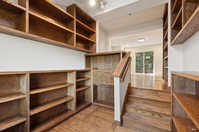 31 Via Los Altos, Tiburon, CA 94920