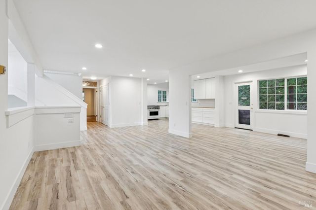 31 Via Los Altos, Tiburon, CA 94920