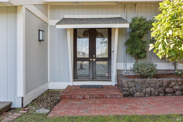 31 Via Los Altos, Tiburon, CA 94920