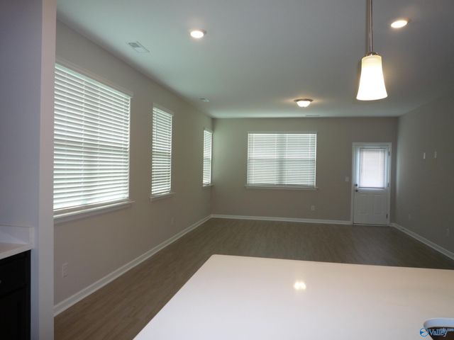 12541 Buck Road, Athens, AL 35613