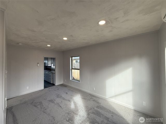 409 E Lopez Avenue, Port Angeles, WA 98362