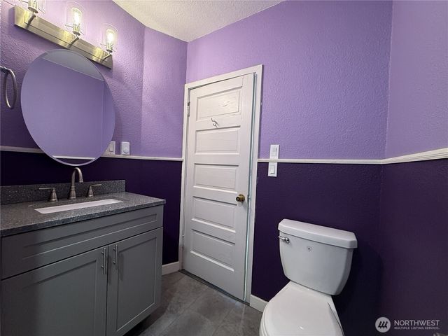 409 E Lopez Avenue, Port Angeles, WA 98362