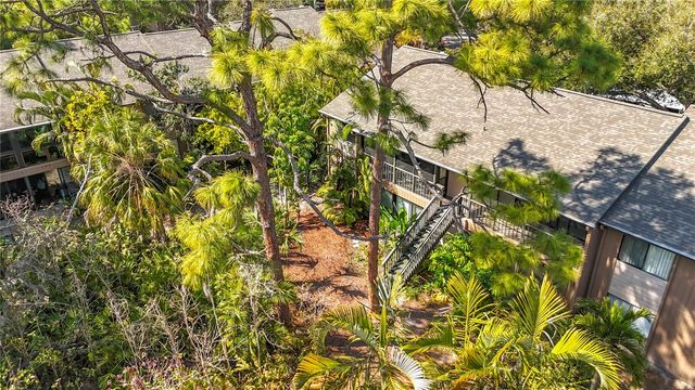 1717 PELICAN COVE ROAD GL434, Sarasota, FL 34231