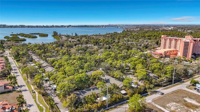 1717 PELICAN COVE ROAD GL434, Sarasota, FL 34231