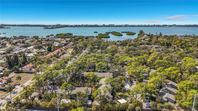1717 PELICAN COVE ROAD GL434, Sarasota, FL 34231