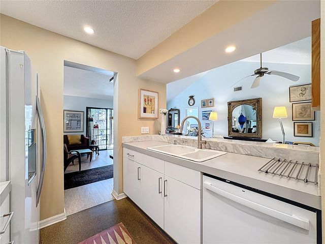 1717 PELICAN COVE ROAD GL434, Sarasota, FL 34231