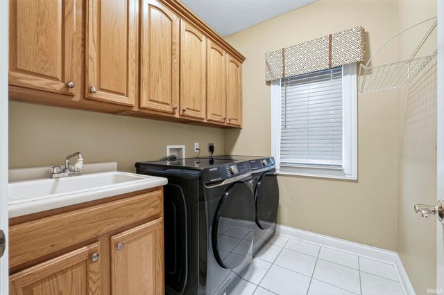 14211 Raynham Road, Fort Wayne, IN 46814