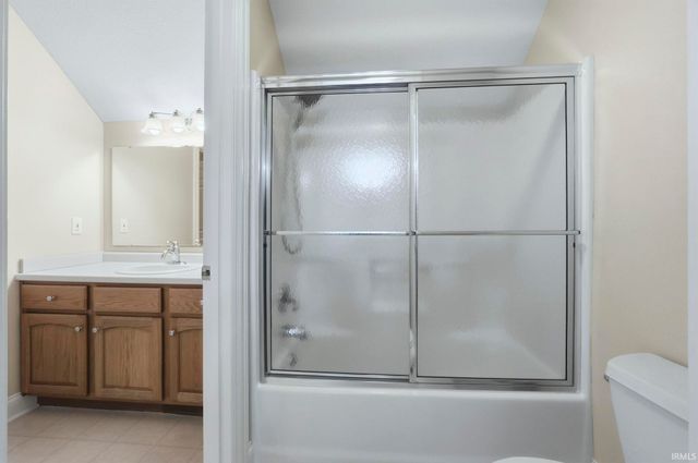 14211 Raynham Road, Fort Wayne, IN 46814