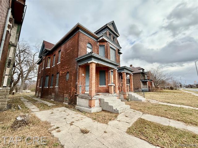 1104 E Grand Boulevard, Detroit, MI 48207