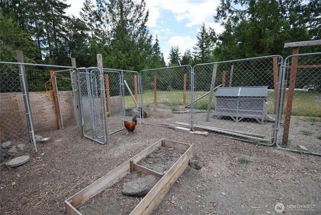 561 Country Acres Lane, Sequim, WA 98382