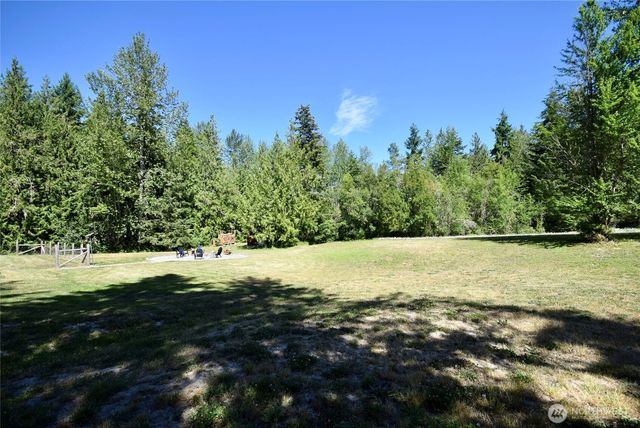 561 Country Acres Lane, Sequim, WA 98382