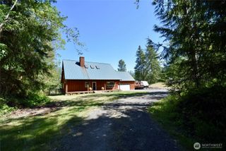 561 Country Acres Lane, Sequim, WA 98382