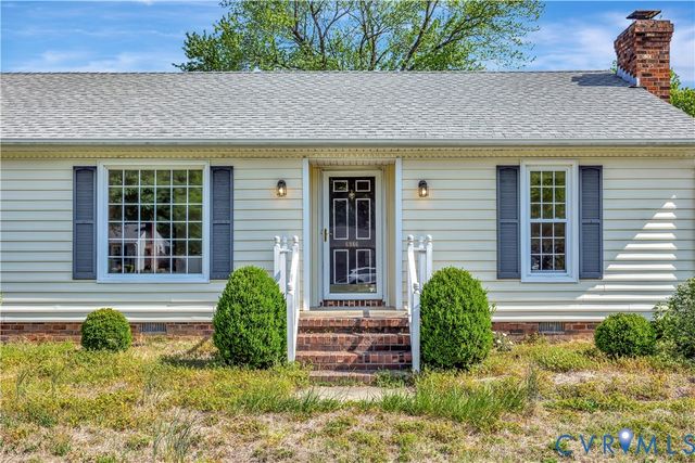 6986 Cornfield Ln, Mechanicsville, VA 23111