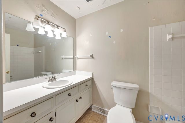 6986 Cornfield Ln, Mechanicsville, VA 23111